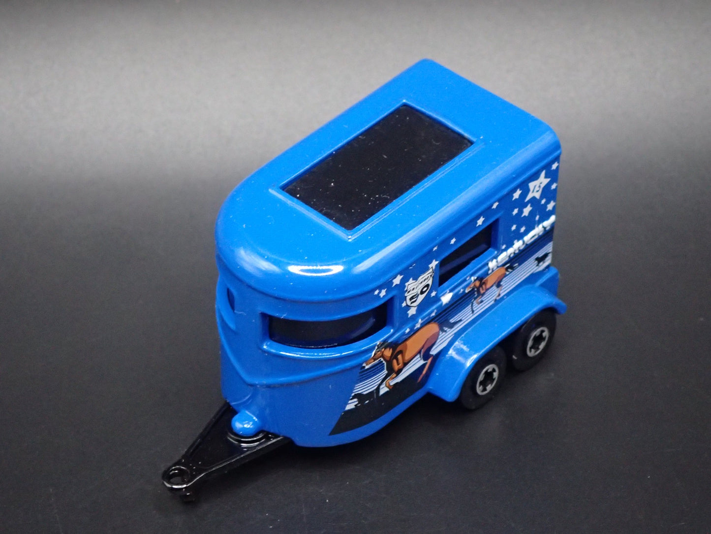 HORSE TRAILER W/ HITCH KENTUCKY BLUE 1/64 MB SCALE DIORAMA DIECAST MODEL CAR