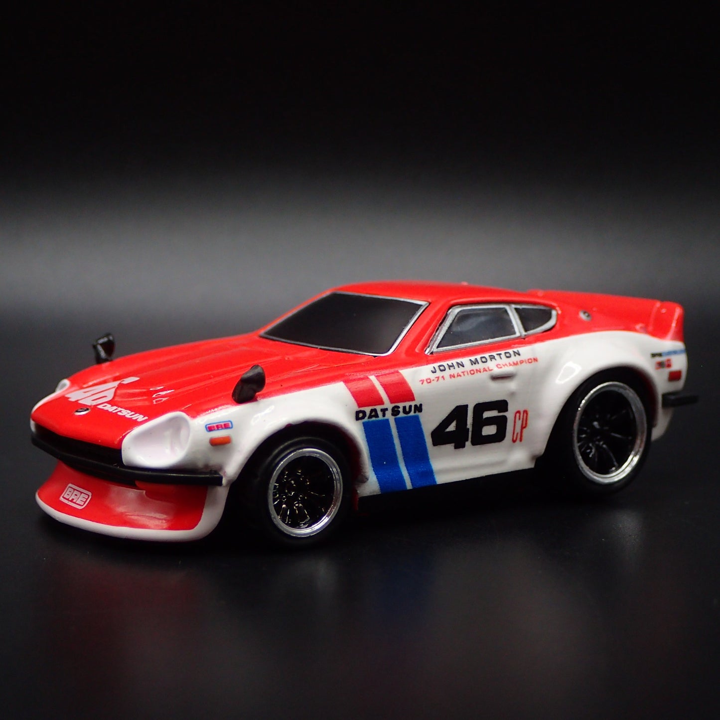 1970-1973 DATSUN 240Z BRE RACE CAR 1:64 SCALE COLLECTIBLE DIECAST MODEL CAR