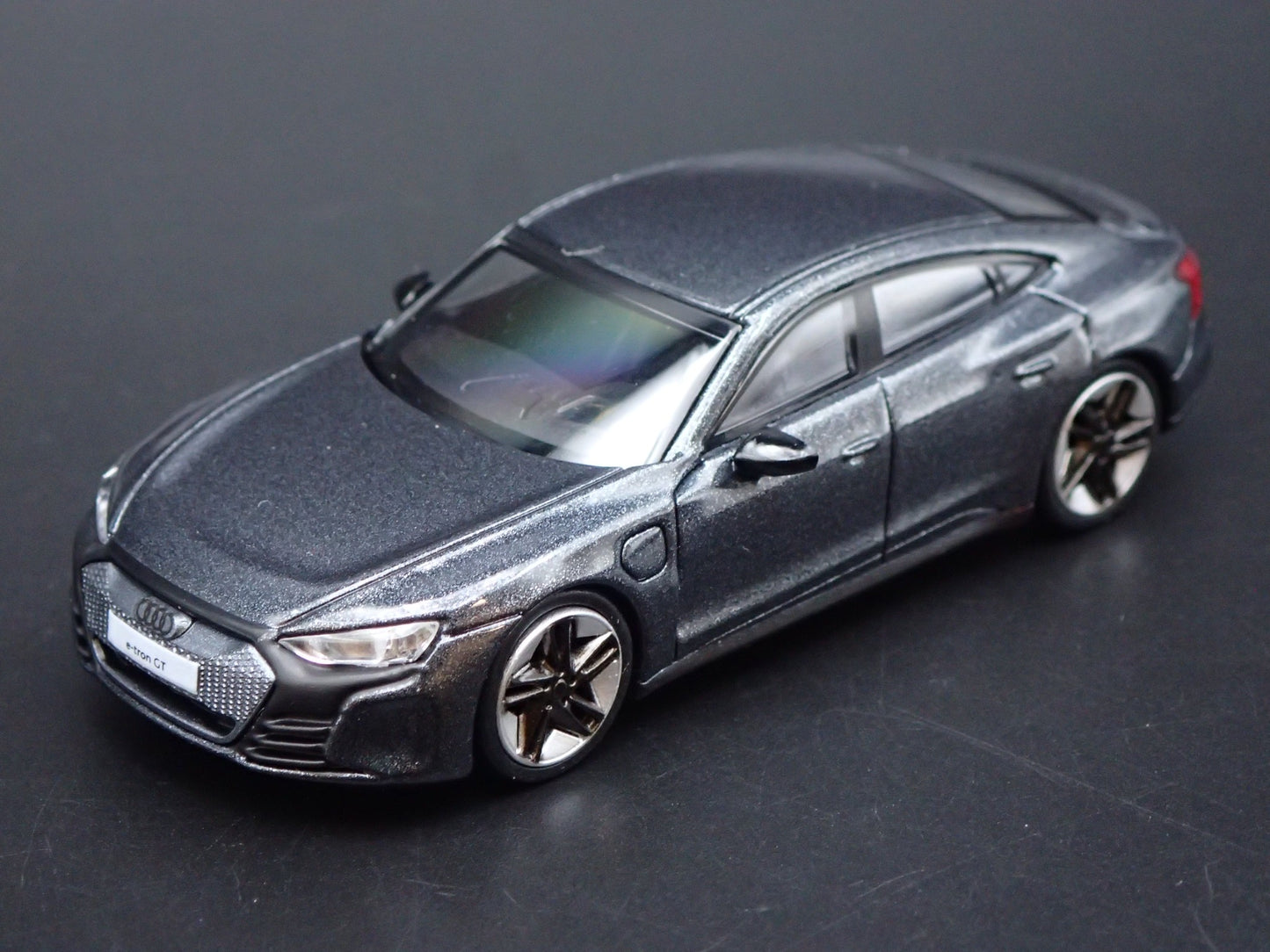 2020-2025 AUDI RS E TRON ETRON GT 1:64 SCALE COLLECTIBLE DIECAST MODEL CAR