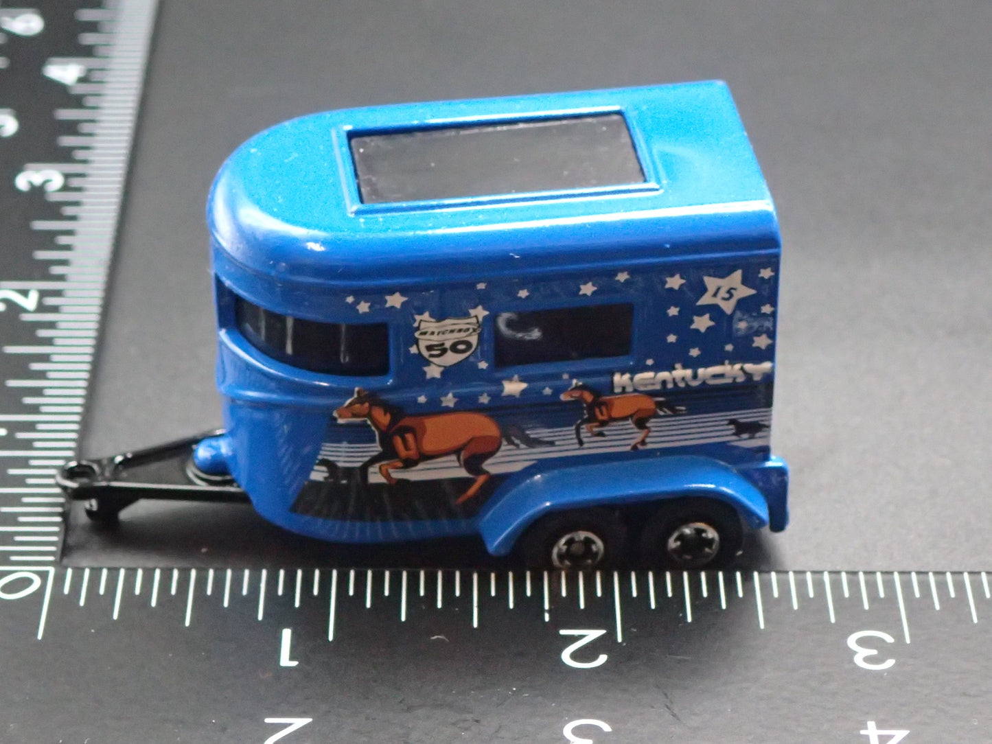 HORSE TRAILER W/ HITCH KENTUCKY BLUE 1/64 MB SCALE DIORAMA DIECAST MODEL CAR