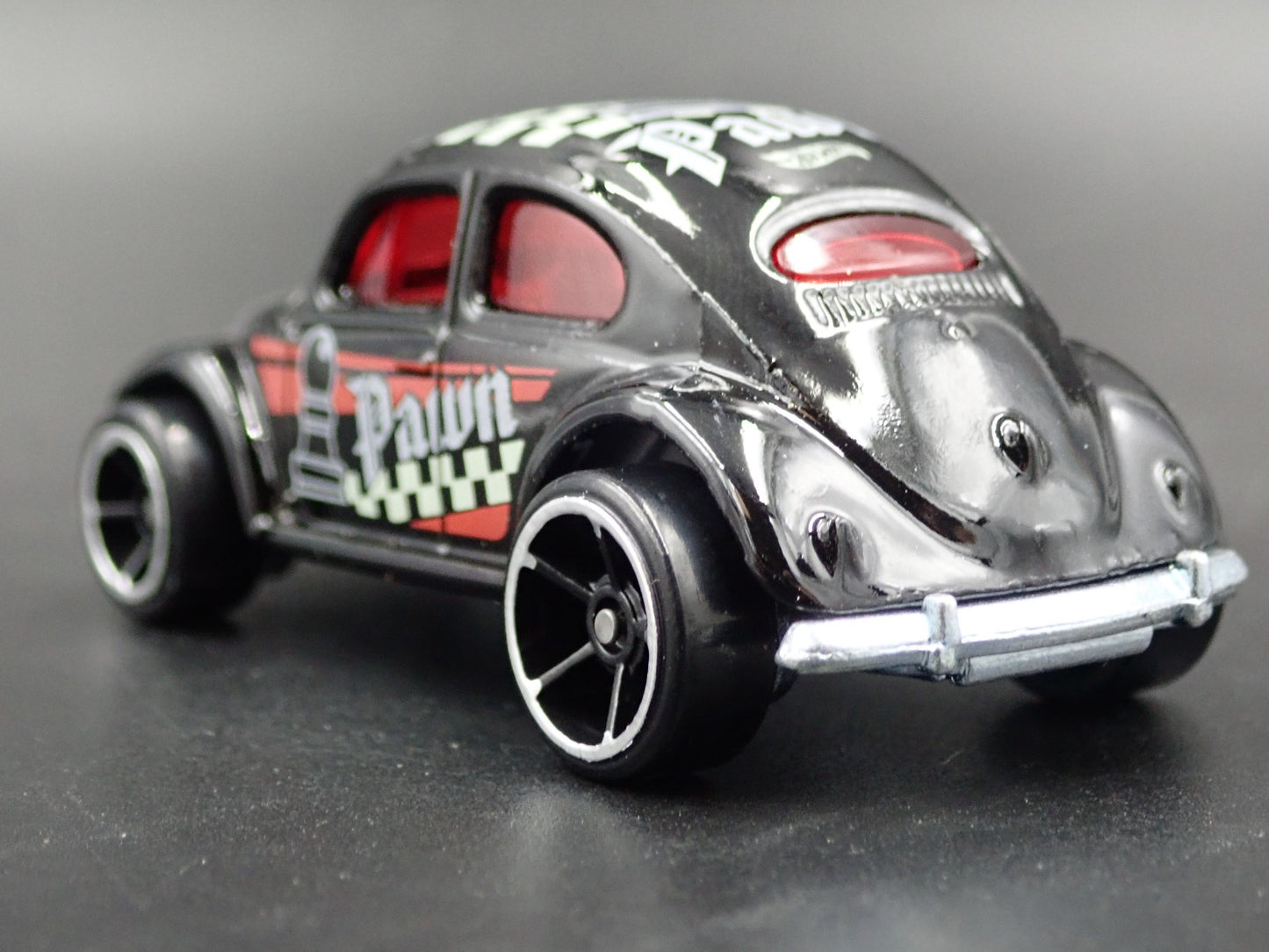 1960-1967 VW VOLKSWAGEN CLASSIC BEETLE BUG 1:64 SCALE DIORAMA DIECAST MODEL CAR