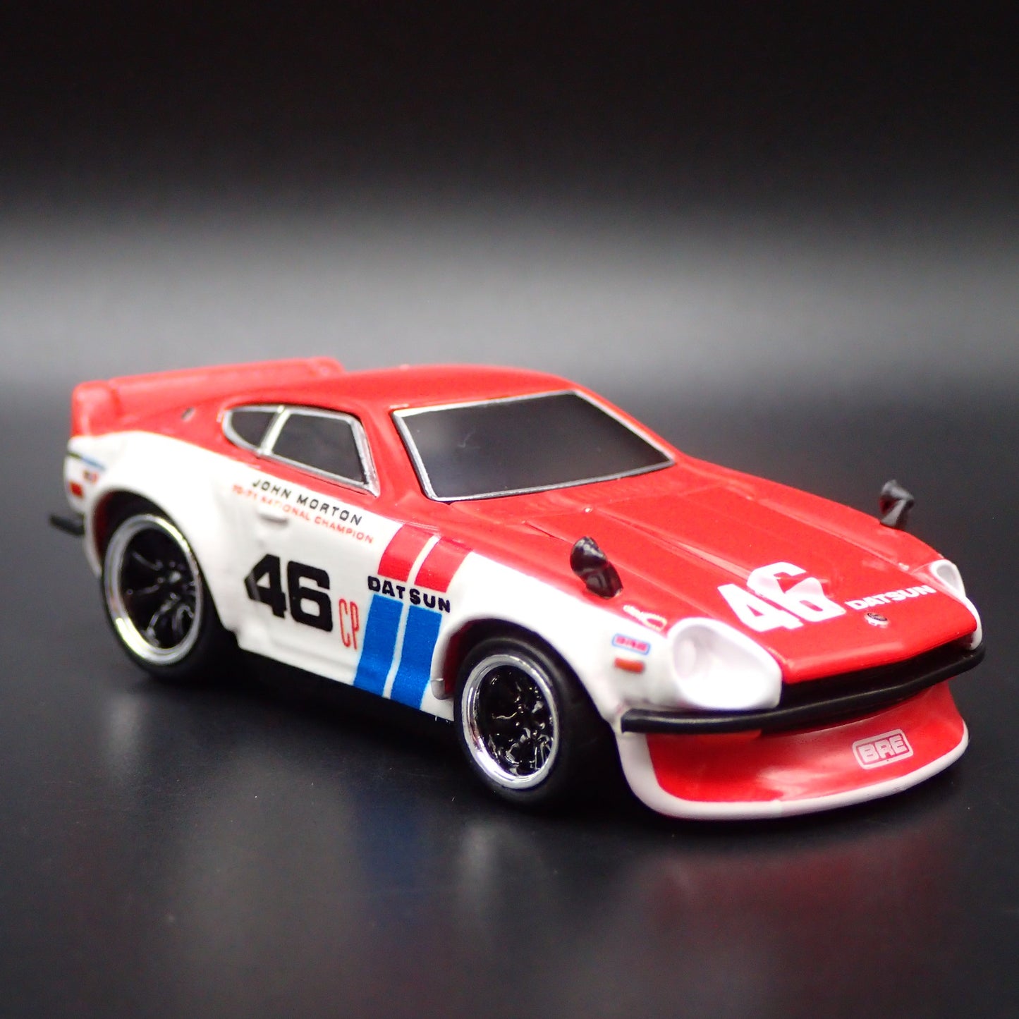 1970-1973 DATSUN 240Z BRE RACE CAR 1:64 SCALE COLLECTIBLE DIECAST MODEL CAR