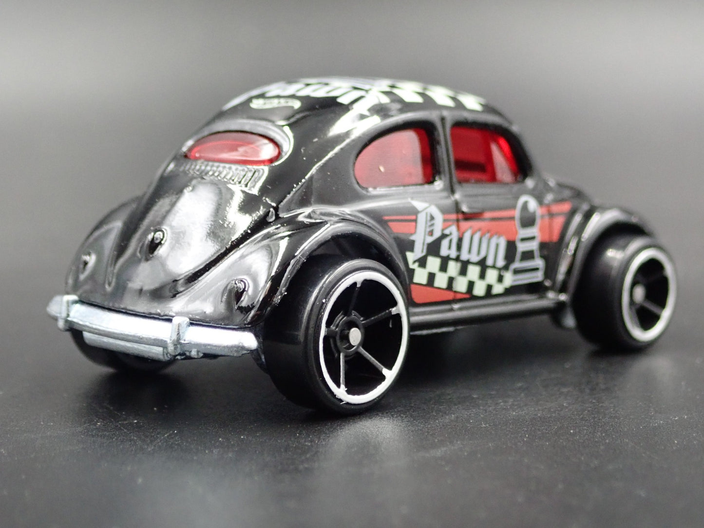 1960-1967 VW VOLKSWAGEN CLASSIC BEETLE BUG 1:64 SCALE DIORAMA DIECAST MODEL CAR