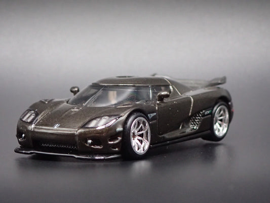 2006-2010 KOENIGSEGG CCXR SUPER CAR GRAY 1:64 SCALE DIORAMA DIECAST MODEL CAR