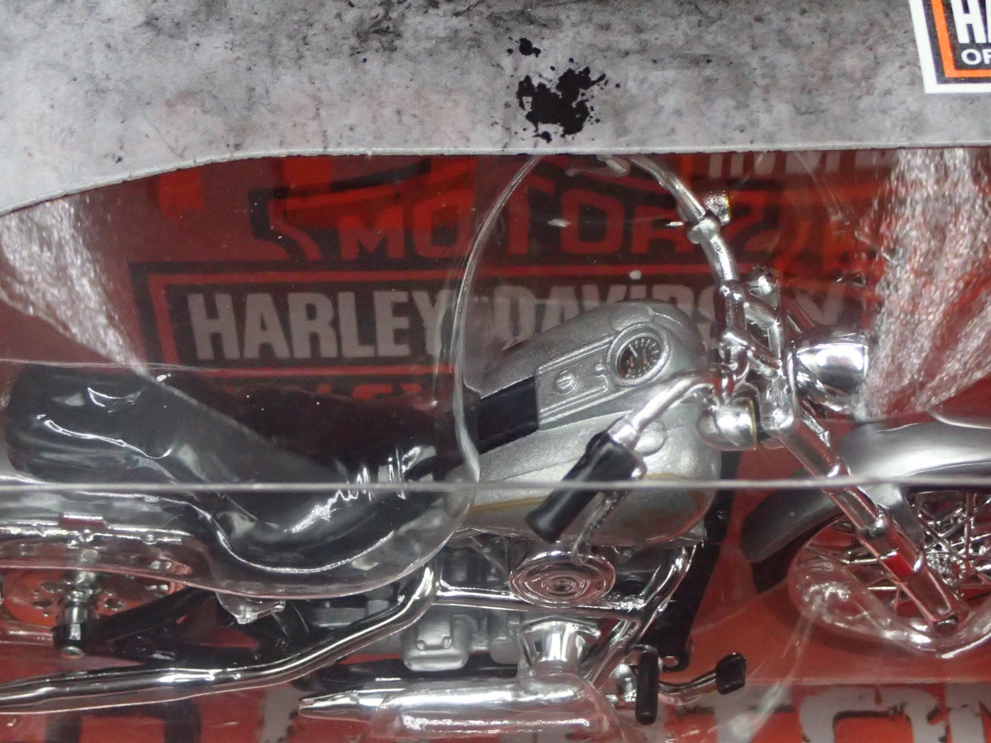 1984 84 FXST SOFTAIL HARLEY DAVIDSON MOTORCYCLE MAISTO SERIES 44 RARE 1/18 MODEL