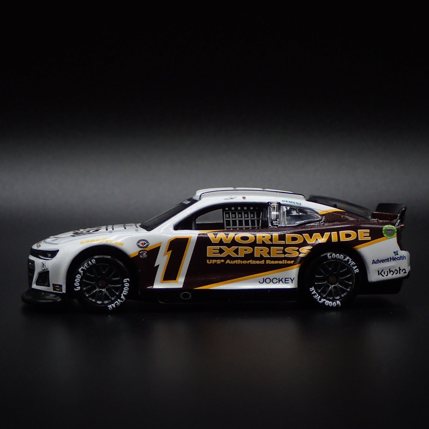 2023 23 CHEVY CAMARO ZL1 1 ROSS CHASTAIN UPS WORLD NASCAR 1:64 DIECAST MODEL CAR