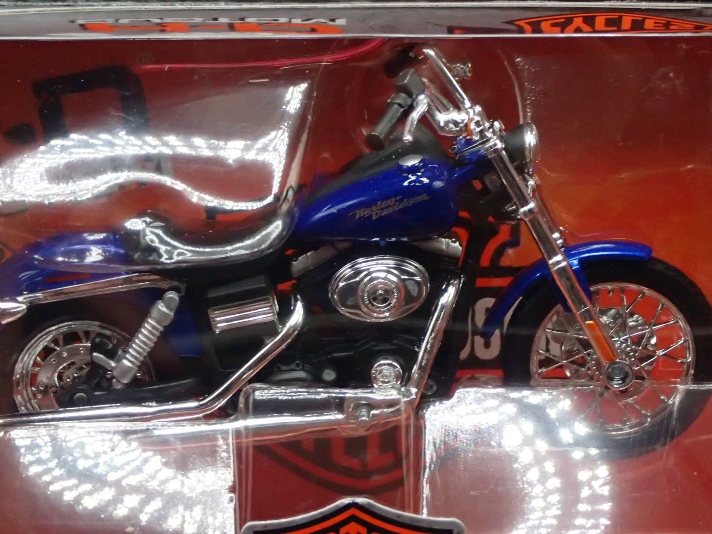 2006 DYNA STREET BOB HARLEY DAVIDSON MOTORCYCLE MAISTO SERIES 44 1/18 MODEL BIKE