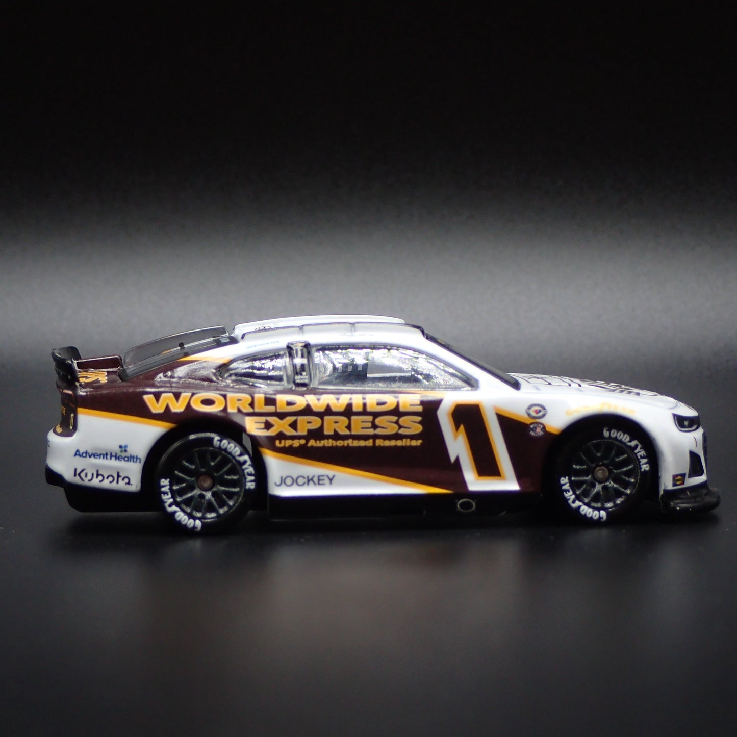 2023 23 CHEVY CAMARO ZL1 1 ROSS CHASTAIN UPS WORLD NASCAR 1:64 DIECAST MODEL CAR