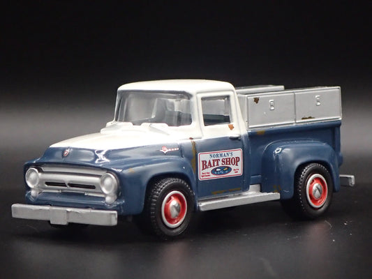 1956 56 FORD F100 PICKUP TRUCK 1:64 SCALE COLLECTIBLE DIORAMA DIECAST MODEL CAR