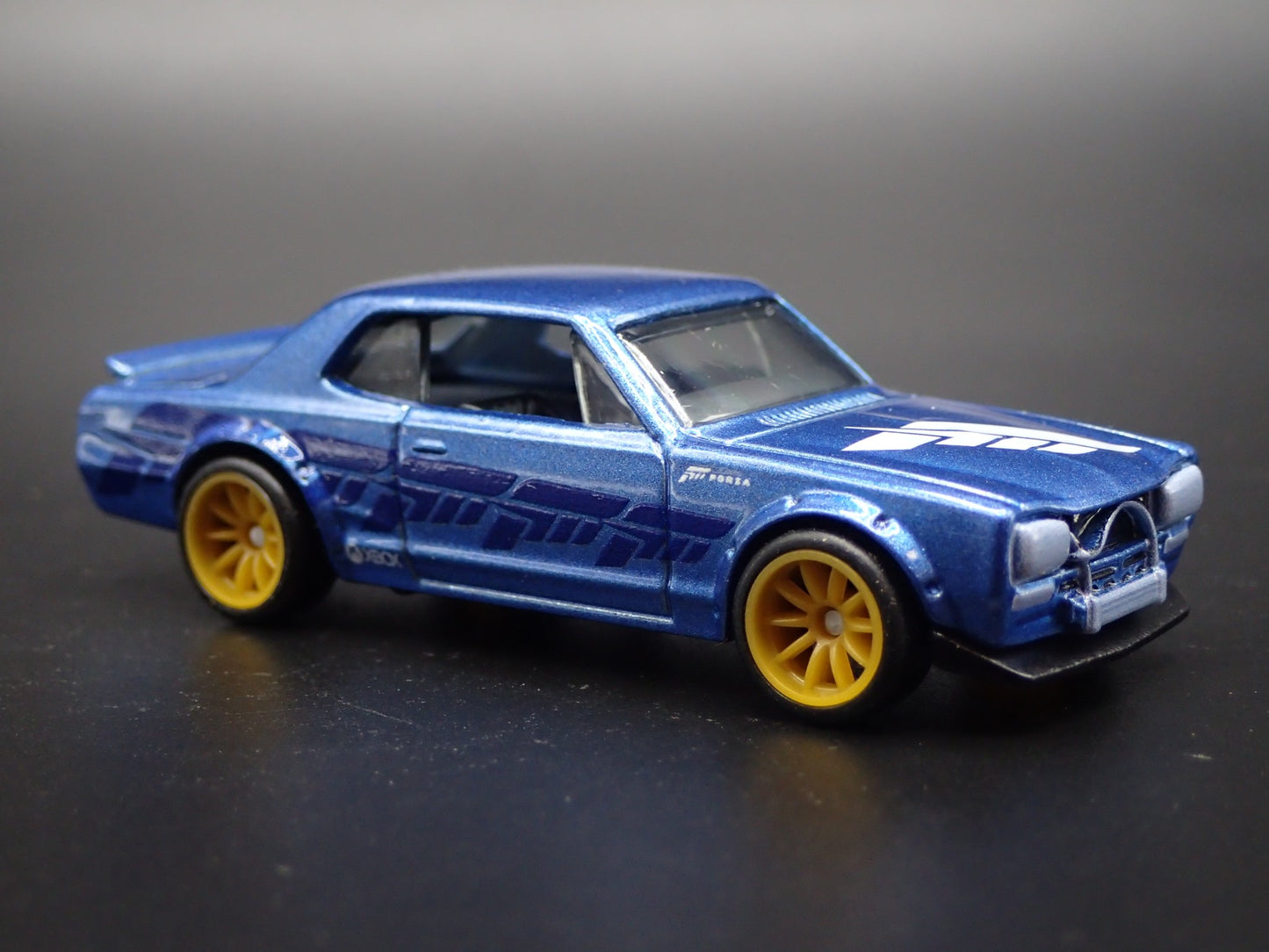 1968-1972 NISSAN SKYLINE HT 2000 GTX FORZA HORIZON 1:64 SCALE DIECAST MODEL CAR