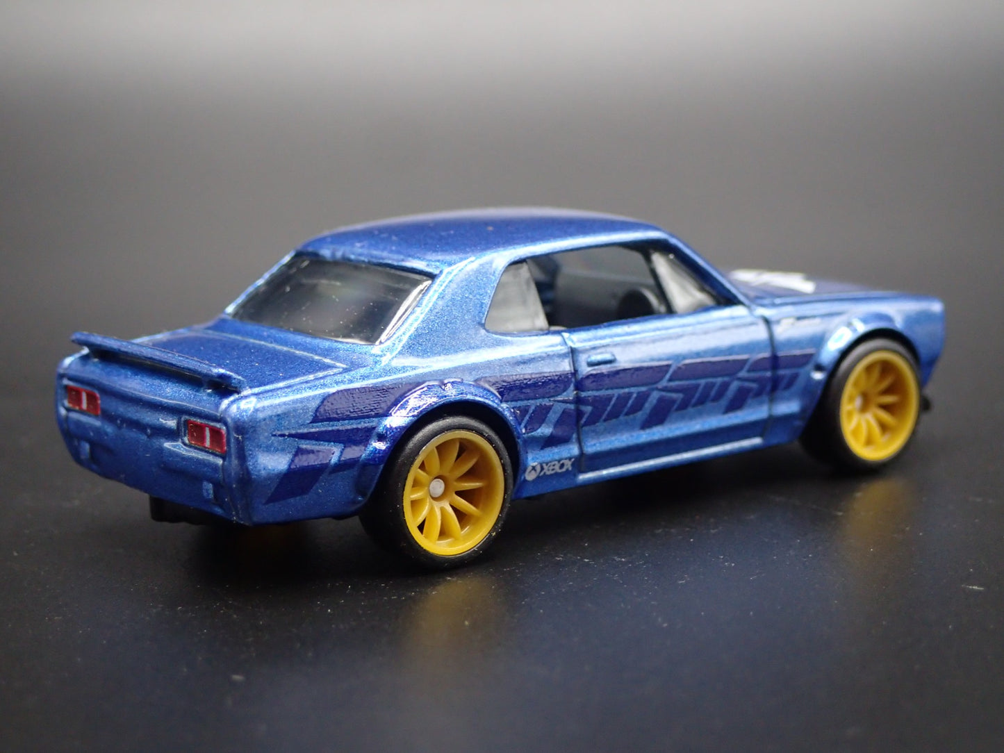 1968-1972 NISSAN SKYLINE HT 2000 GTX FORZA HORIZON 1:64 SCALE DIECAST MODEL CAR