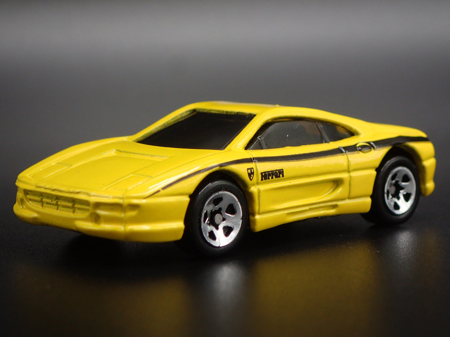 1994-1999 FERRARI 355 YELLOW 1:64 SCALE COLLECTIBLE DIORAMA DIECAST MODEL CAR