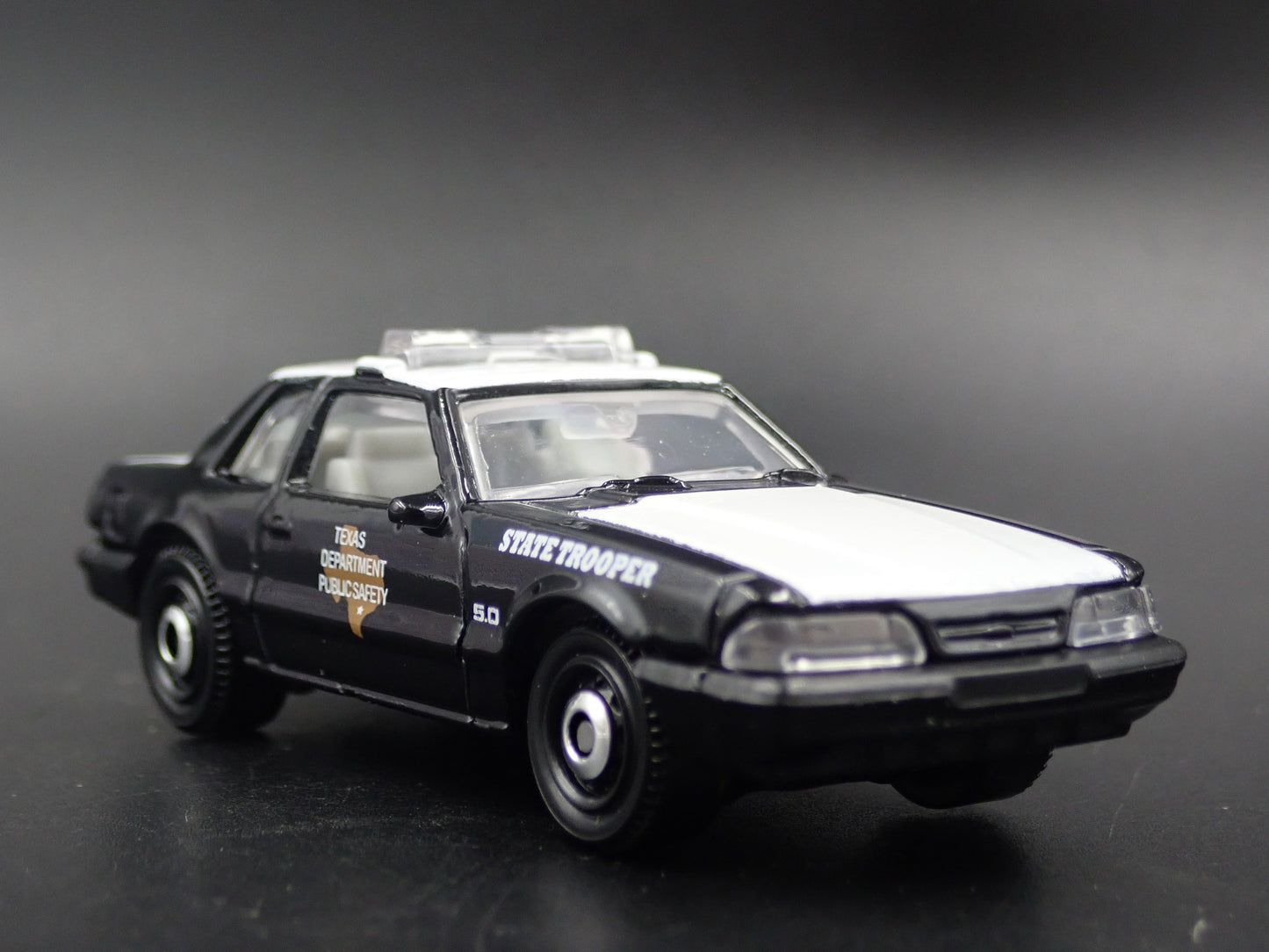 1993 FORD MUSTANG LX SSP TEXAS STATE POLICE FOXBODY 1:64 SCALE DIECAST MODEL CAR
