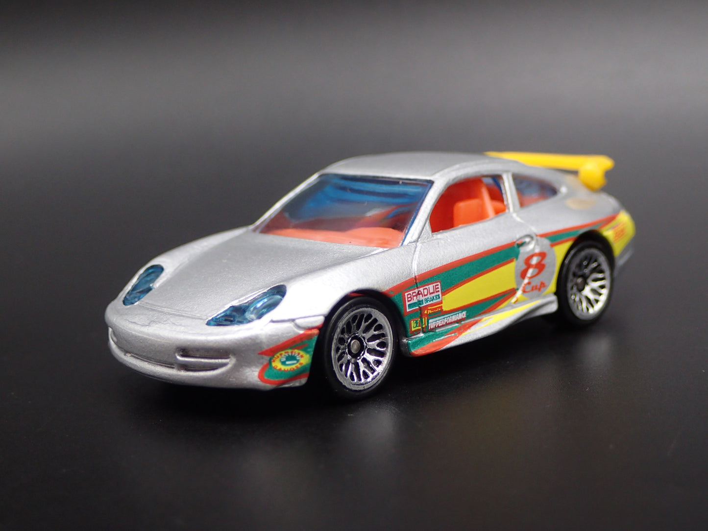 1999-2005 PORSCHE 911 GT3 CUP 996 SILVER 1:64 SCALE DIORAMA  DIECAST MODEL CAR