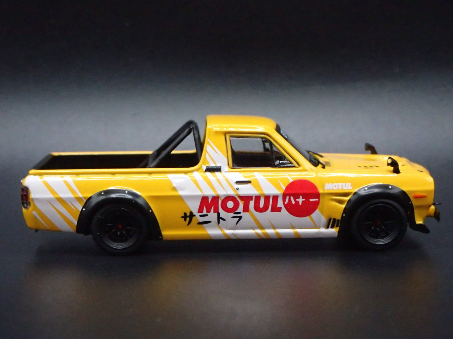 NISSAN SUNNY HAKOTORA PICKUP TRUCK MOTUL JDM 1:64 SCALE DIECAST MODEL CAR