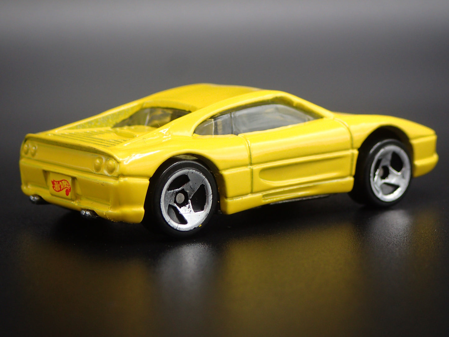 1994-1999 FERRARI 355 YELLOW 1:64 SCALE COLLECTIBLE DIORAMA DIECAST MODEL CAR