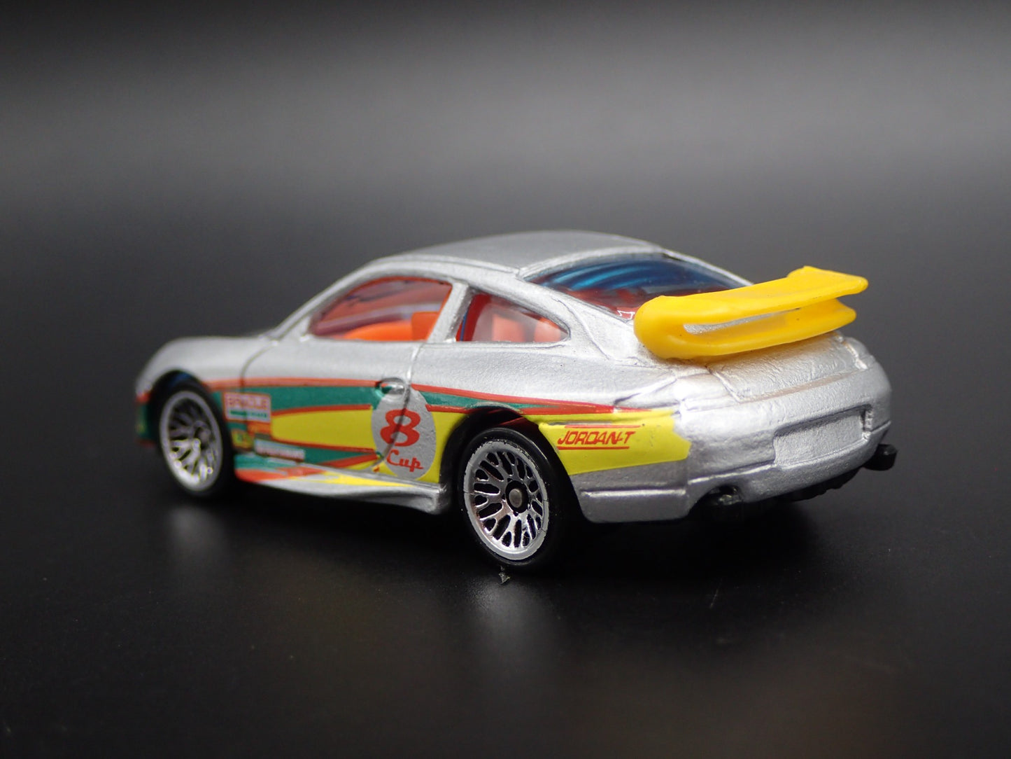 1999-2005 PORSCHE 911 GT3 CUP 996 SILVER 1:64 SCALE DIORAMA  DIECAST MODEL CAR