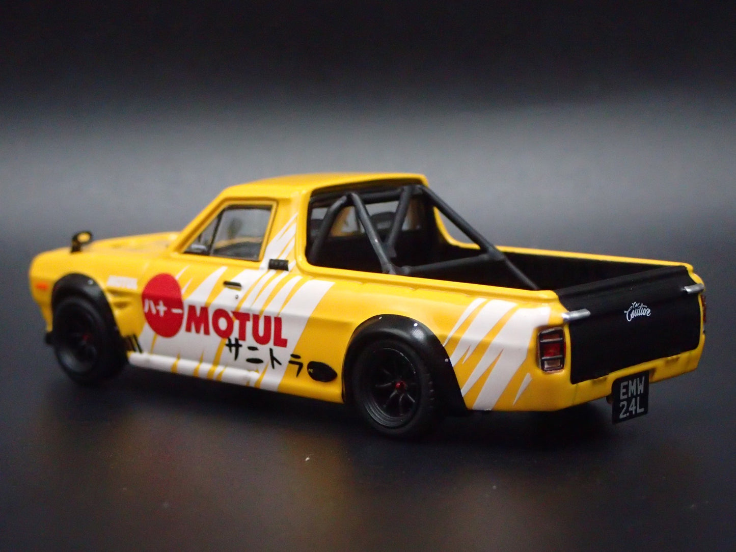 NISSAN SUNNY HAKOTORA PICKUP TRUCK MOTUL JDM 1:64 SCALE DIECAST MODEL CAR