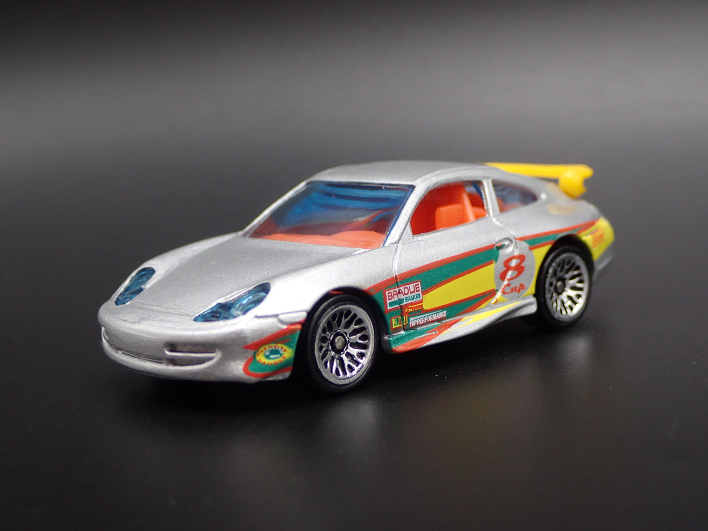 1999-2005 PORSCHE 911 GT3 CUP 996 SILVER 1:64 SCALE DIORAMA  DIECAST MODEL CAR