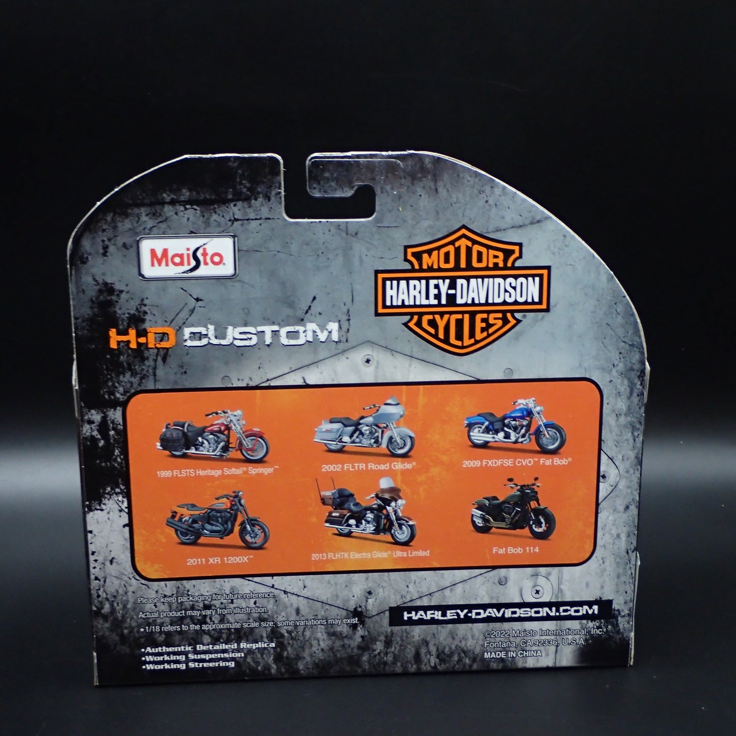 2002 02 FLTR ROAD GLIDE HARLEY DAVIDSON MOTORCYCLE MAISTO SERIES 42 1/18 MODEL