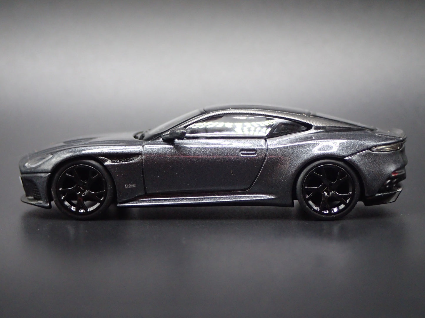 2018-2024 ASTON MARTIN DBS 007 NO TIME TO DIE GRAY 1/64 SCALE DIECAST MODEL CAR