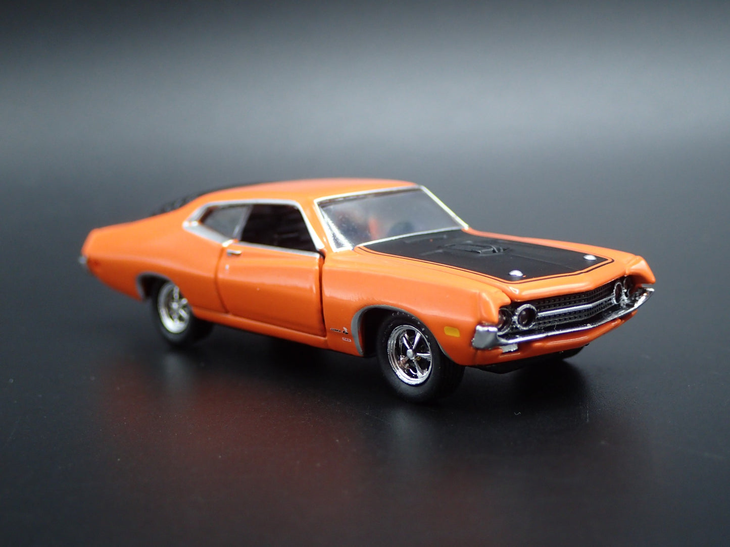 1970 70 FORD TORINO COBRA ORANGE RARE 1:64 SCALE COLLECTIBLE DIECAST MODEL CAR