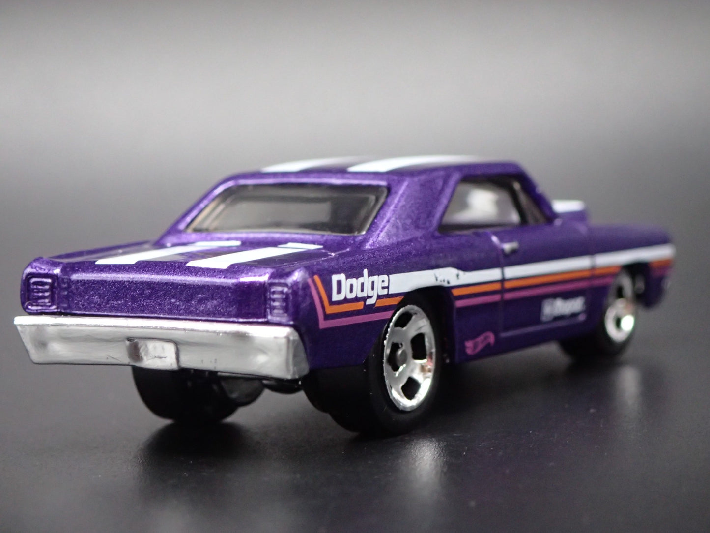 1968 68 DODGE DART NHRA DRAG HOT WHEELS 164 SCALE DIORAMA DIECAST MODEL CAR