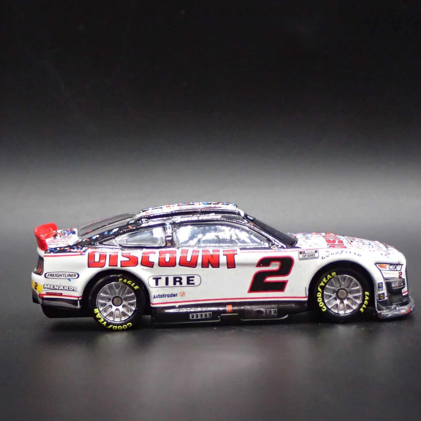 2022 FORD MUSTANG #2 AUSTIN CINDRIC DISCOUNT TIRE NASCAR 1:64 SCALE DIECAST CAR