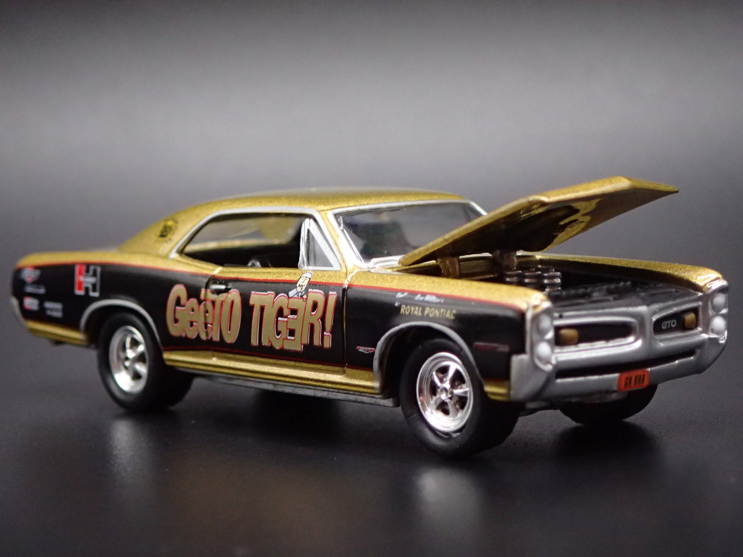 1966 66 PONTIAC GTO GEETO TIGER DRAG NHRA 1/64 SCALE DIORAMA DIECAST MODEL CAR