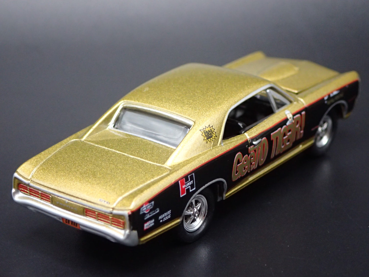 1966 66 PONTIAC GTO GEETO TIGER DRAG NHRA 1/64 SCALE DIORAMA DIECAST MODEL CAR