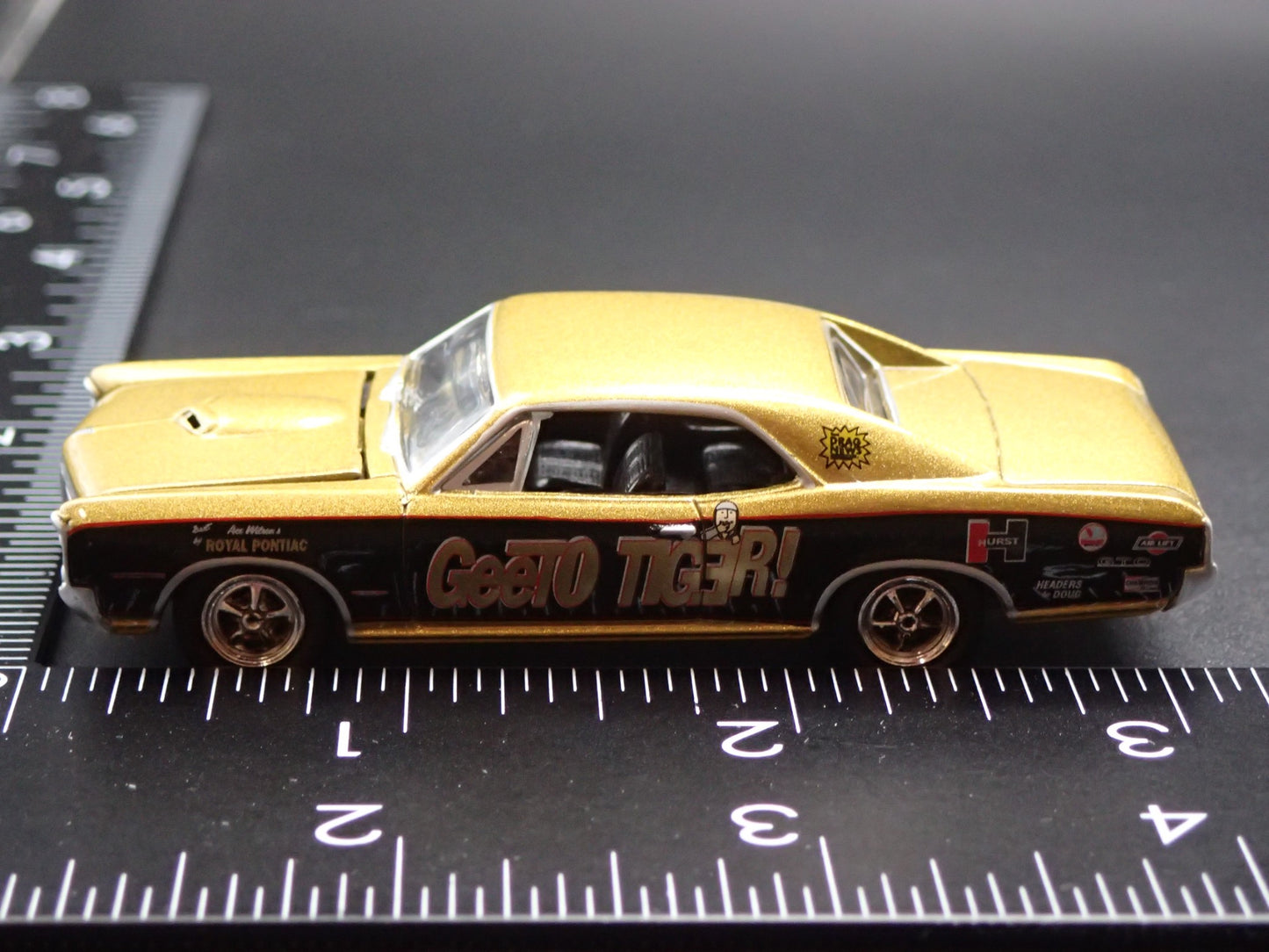 1966 66 PONTIAC GTO GEETO TIGER DRAG NHRA 1/64 SCALE DIORAMA DIECAST MODEL CAR