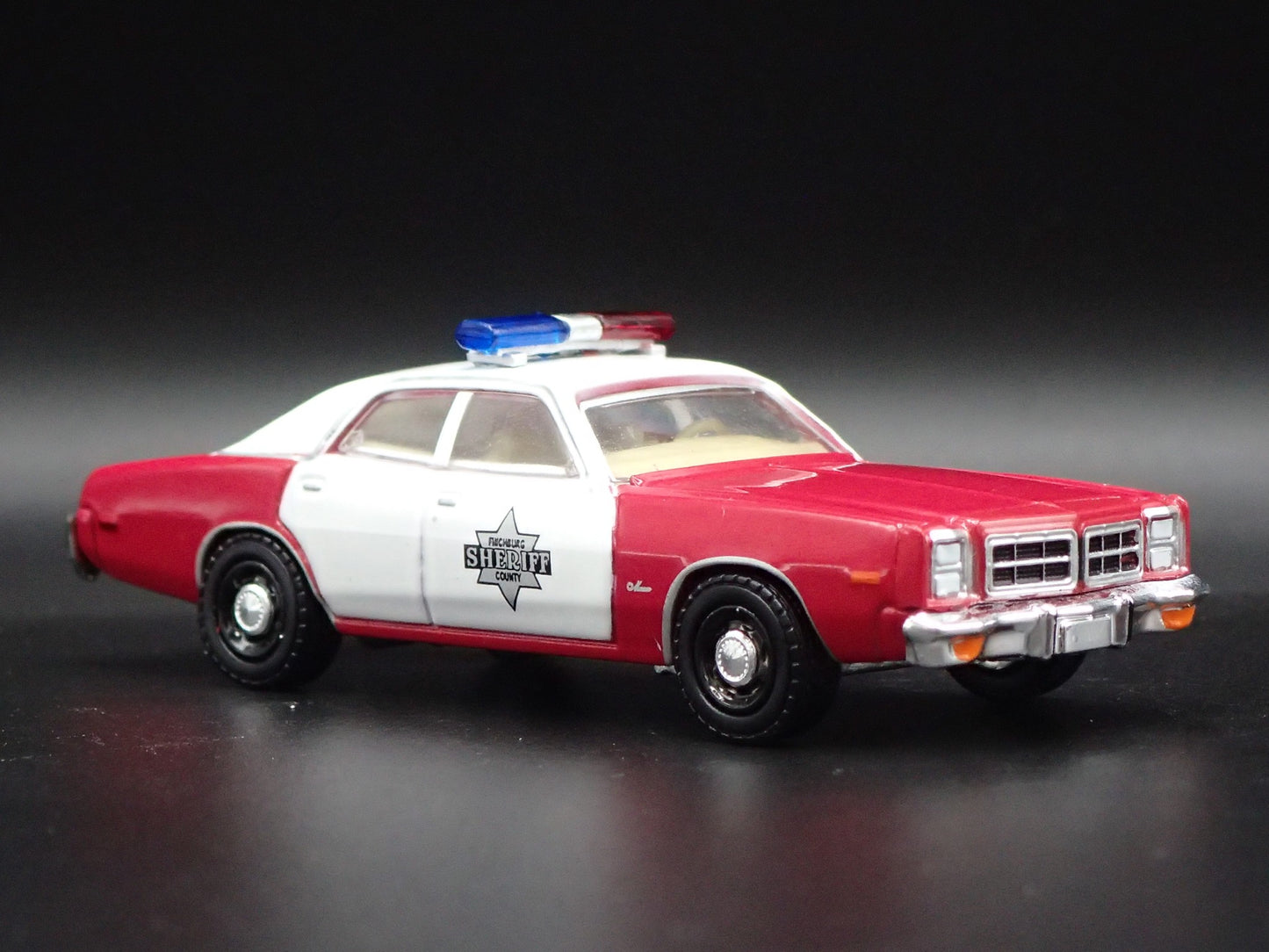 1977 77 DODGE MONACO FINCHBURG COUNTY SHERIFF RED 1/64 SCALE DIECAST MODEL CAR