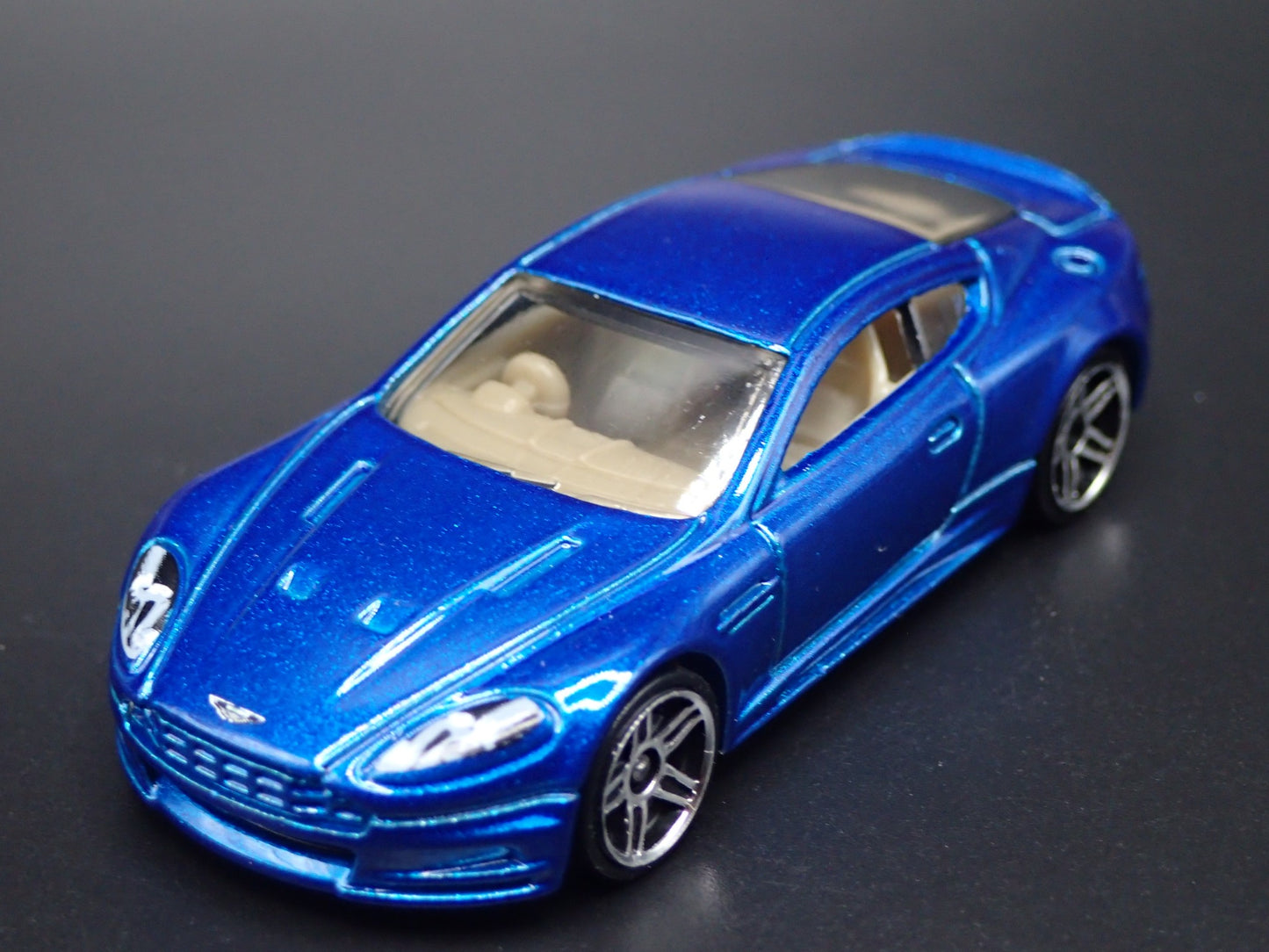 2008-2012 ASTON MARTIN DBS BLUE 1/64 SCALE COLLECTIBLE DIORAMA DIECAST MODEL CAR