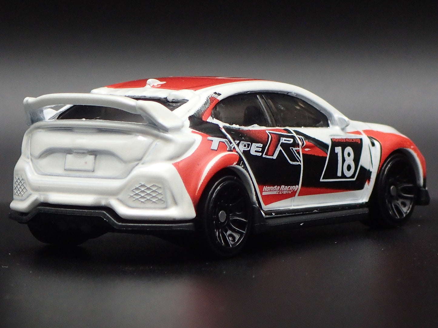 2017-2020 HONDA CIVIC TYPE R 1:64 SCALE COLLECTIBLE DIORAMA DIECAST MODEL CAR