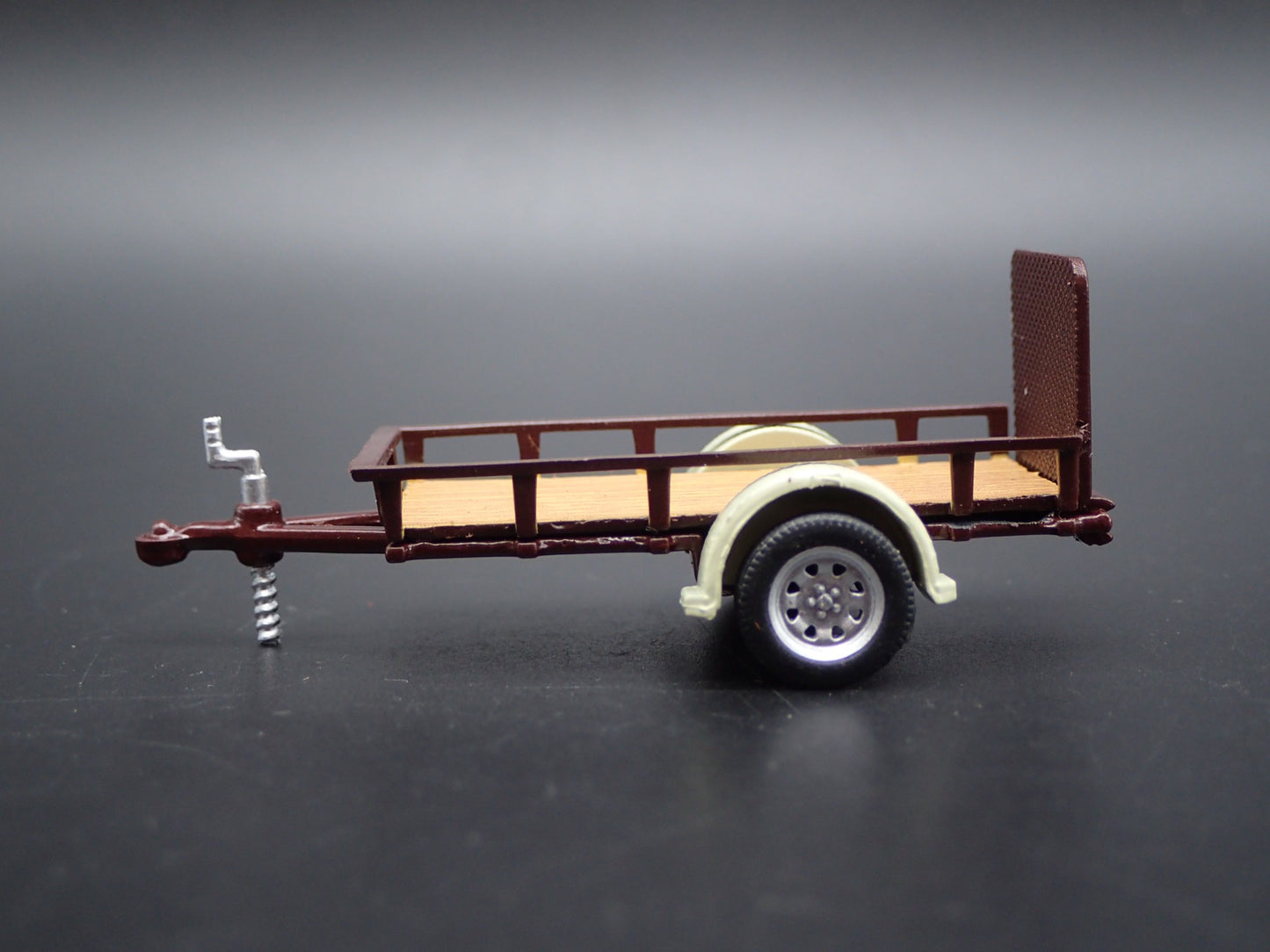 UTILITY TRAILER RUBBER TIRES with WORKING RAMPS 1:64 SCALE DIORAMA DIECAST MODEL