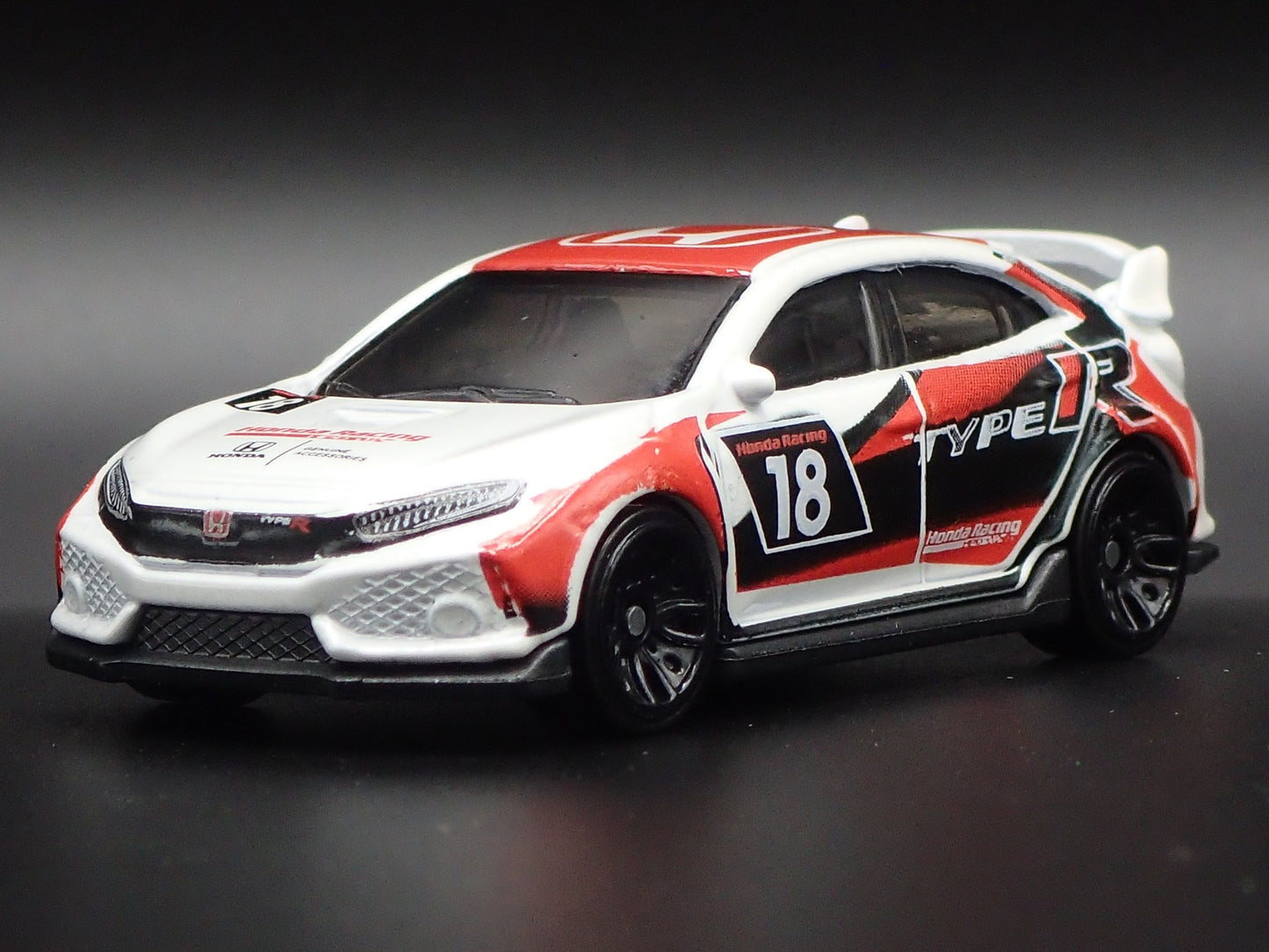 2017-2020 HONDA CIVIC TYPE R 1:64 SCALE COLLECTIBLE DIORAMA DIECAST MODEL CAR