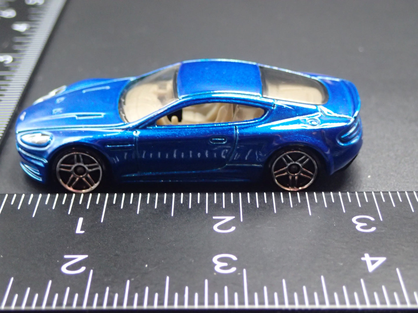 2008-2012 ASTON MARTIN DBS BLUE 1/64 SCALE COLLECTIBLE DIORAMA DIECAST MODEL CAR