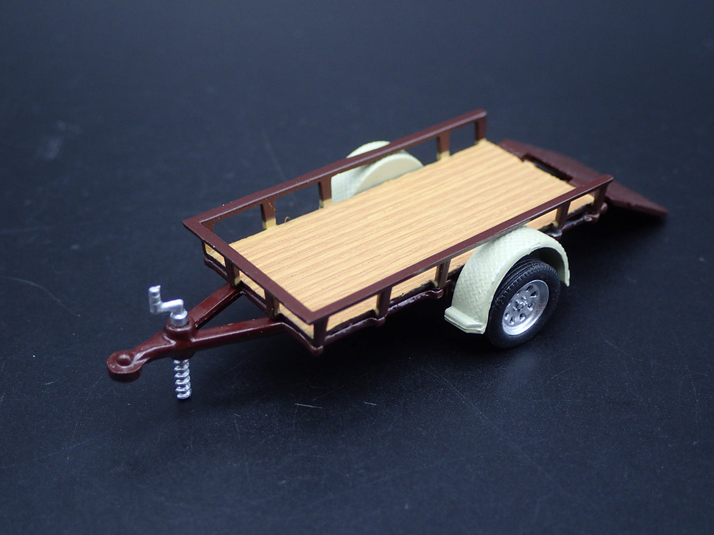 UTILITY TRAILER RUBBER TIRES with WORKING RAMPS 1:64 SCALE DIORAMA DIECAST MODEL