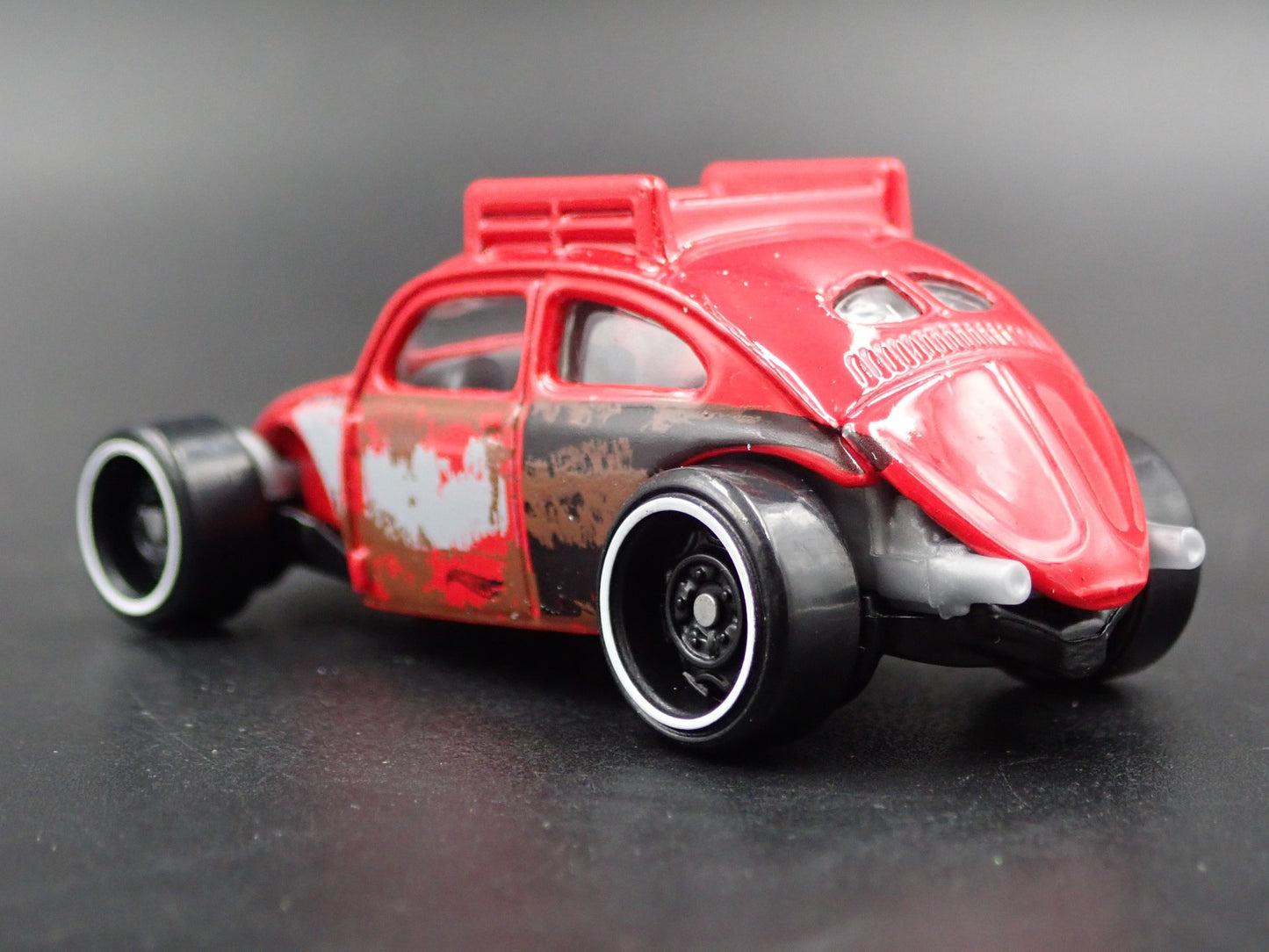 VW VOLKSWAGEN SPLIT WINDOW BEETLE BUG BARN FIND RED 1:64 SCALE DIECAST MODEL CAR