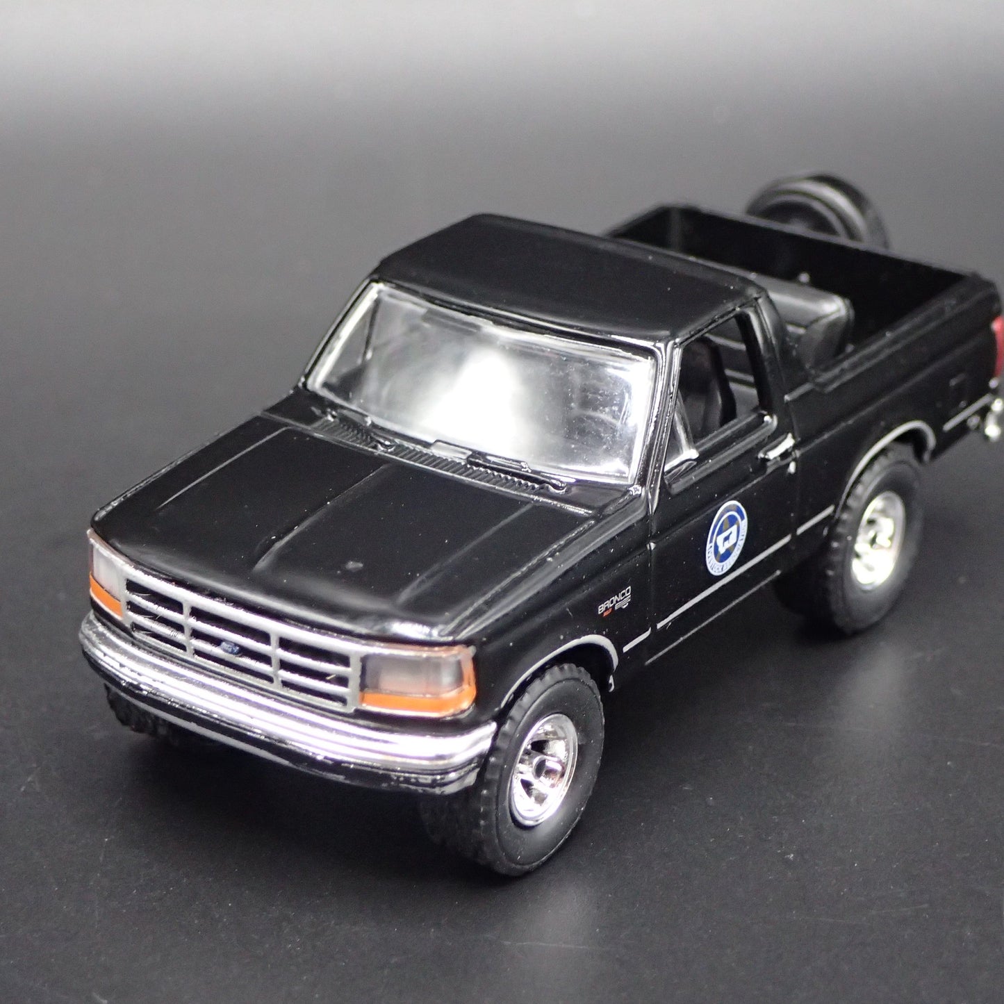 1992 92 FORD BRONCO MONTANA LIVESTOCK ASSOC YELLOWSTONE 1:64 SCALE DIECAST MODEL