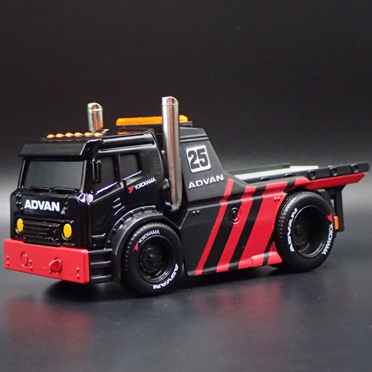 MODERN FLATBED TRUCK TOW ADVAN YOKOHAMA 1:64 SCALE DIORAMA DIECAST MODEL CAR
