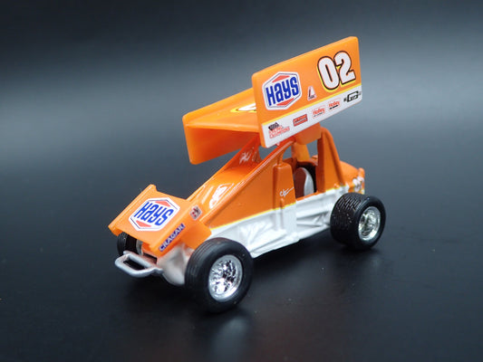 2001 01 SPRINT CAR #02 CRAGAR HAYS ORANGE 1:64 SCALE DIORAMA DIECAST MODEL CAR