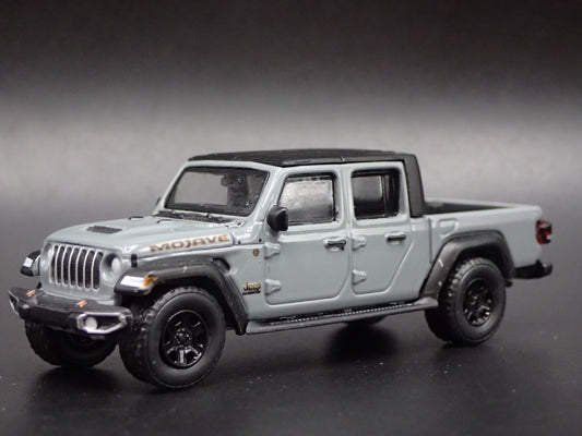 2020-2023 JEEP GLADIATOR MOJAVE PICKUP TRUCK JT 1:64 SCALE DIECAST MODEL CAR-Burning Rubber Toy Company