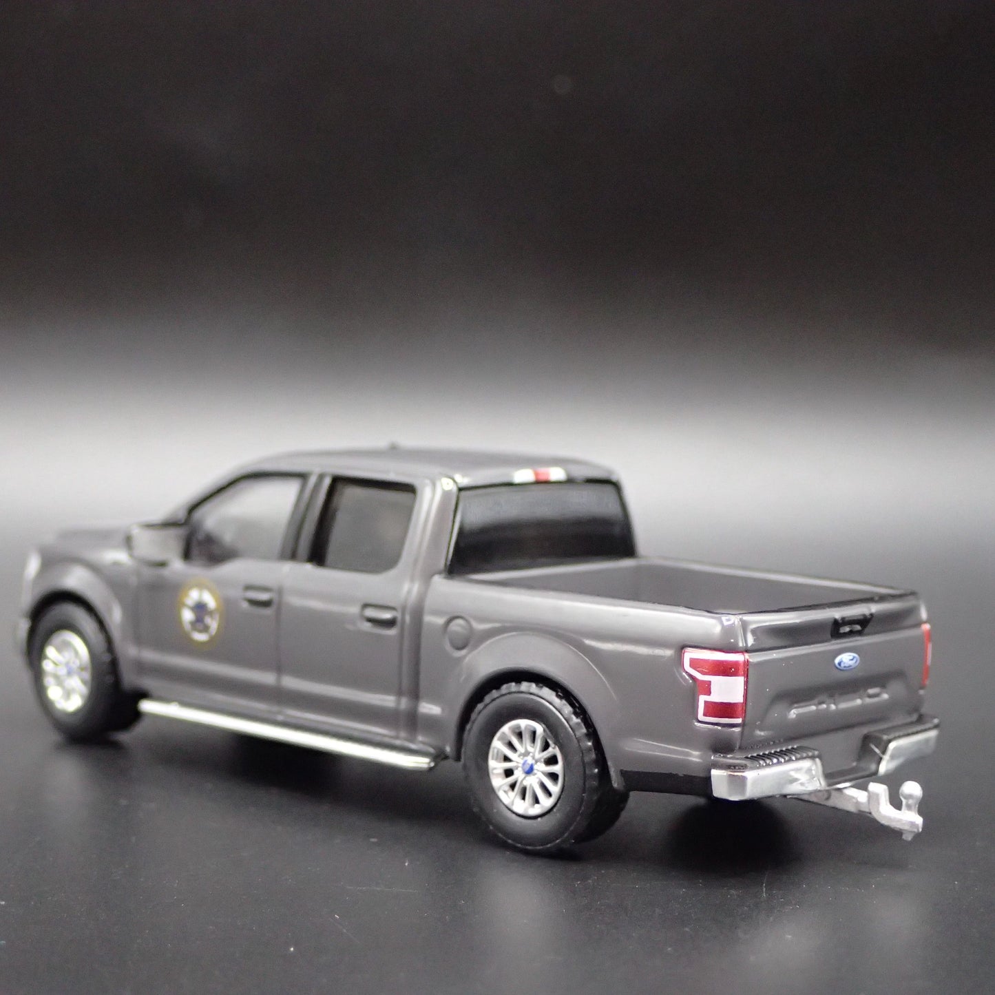 2018 FORD F150 PICKUP TRUCK MONTANA LIVESTOCK ASSOC 1:64 SCALE DIECAST MODEL CAR