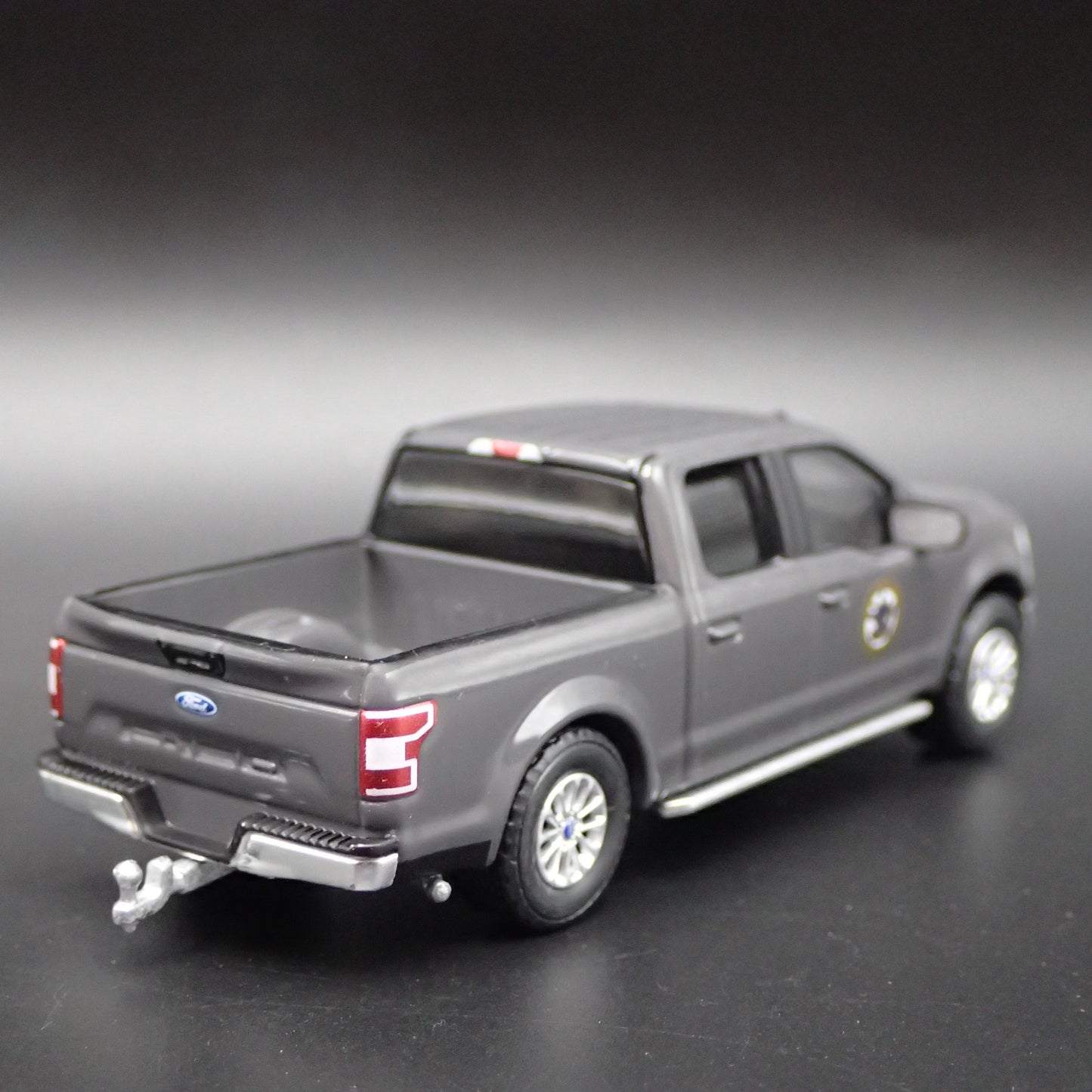 2018 FORD F150 PICKUP TRUCK MONTANA LIVESTOCK ASSOC 1:64 SCALE DIECAST MODEL CAR