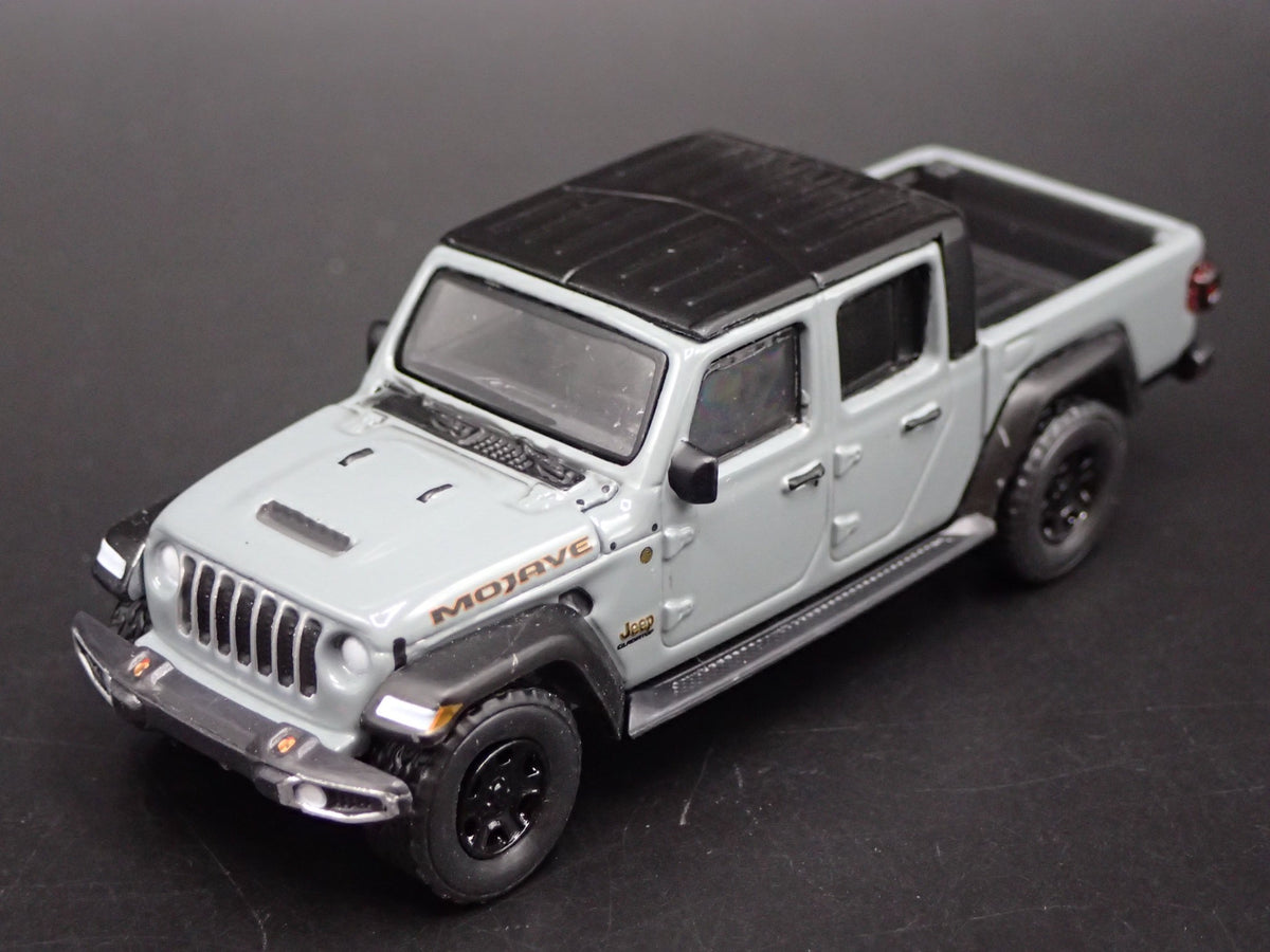 2020-2023 JEEP GLADIATOR MOJAVE PICKUP TRUCK JT 1:64 SCALE DIECAST MODEL CAR-Burning Rubber Toy Company