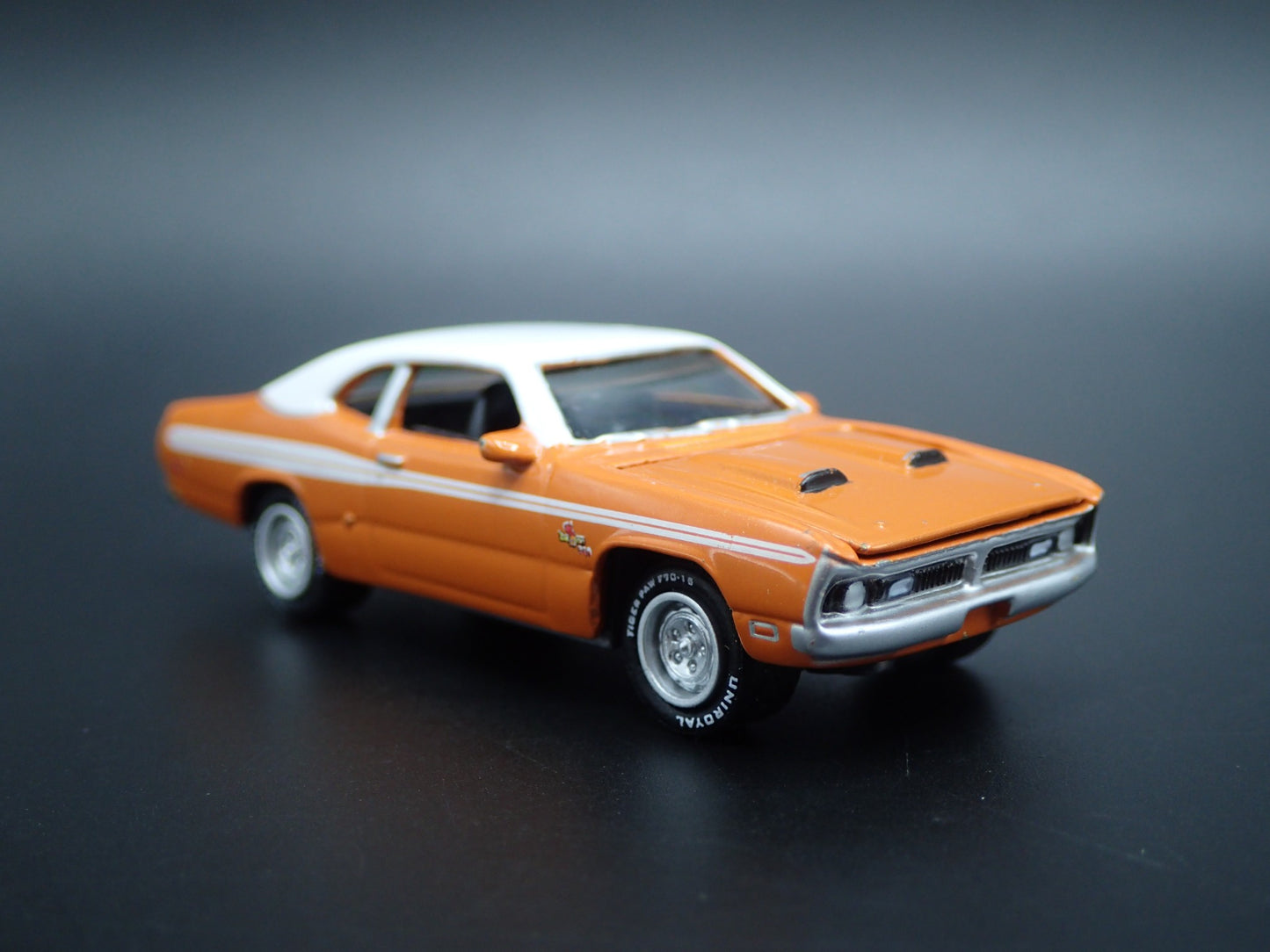1971 71 DODGE DEMON ORANGE 1/64 SCALE COLLECTIBLE DIORAMA DIECAST MODEL CAR