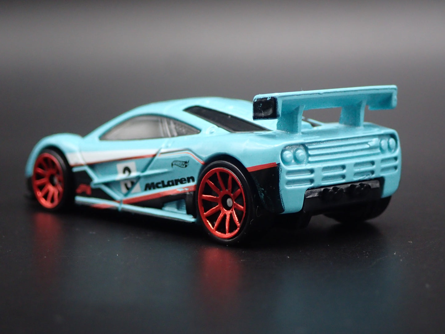 1995-1996 MCLAREN F1 GTR SUPER CAR TEAL 1:64 SCALE COLLECTIBLE DIECAST MODEL CAR