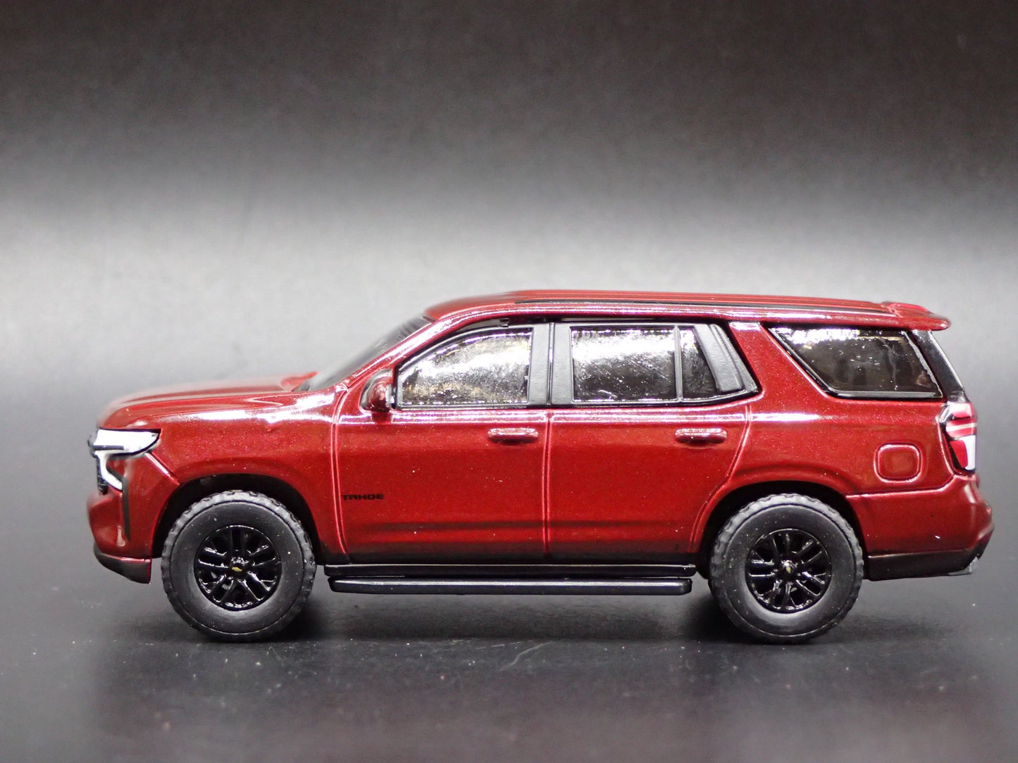 2021-2025 CHEVY CHEVROLET TAHOE RST BURGUNDY 1:64 SCALE DIECAST MODEL CAR