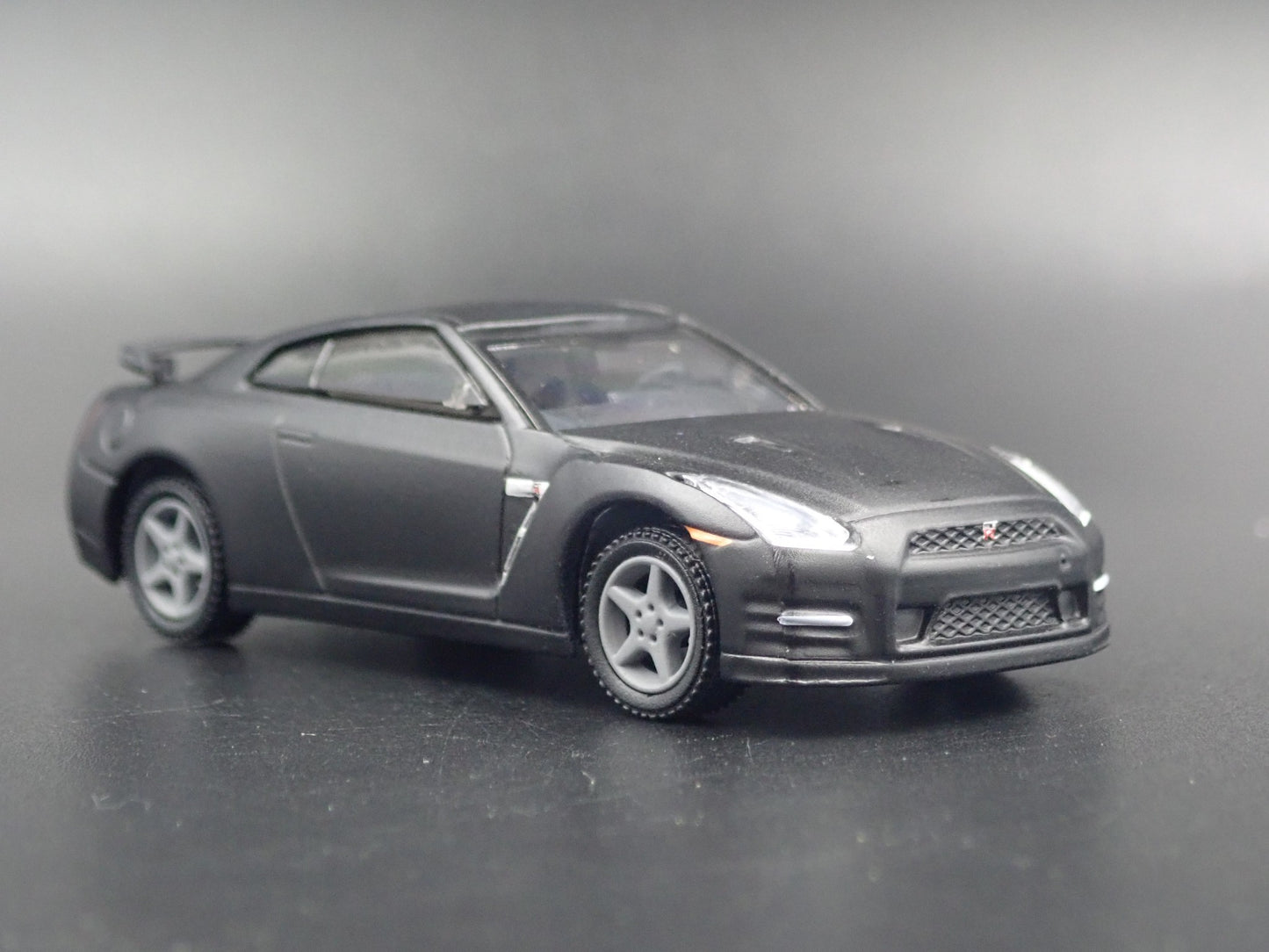 2007-2025 NISSAN SKYLINE GTR R35 BLACK 1:64 SCALE COLLECTIBLE DIECAST MODEL CAR